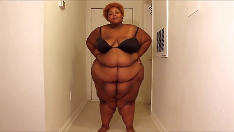 Hyper big boobs ebony pornstar in amazing webcam vid