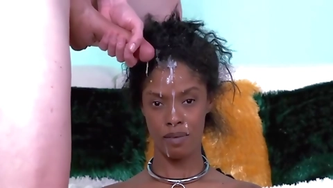 Ebony tattooed blonde shows her face in a tight fit