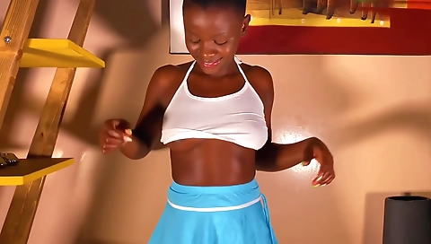 Sexy ebony chick showing her huge ass to me in a solo sex video