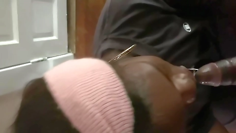 Amateur ebony milf gets her pussy fucked on a big screen