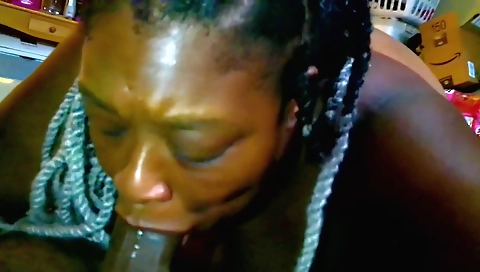 Ebony mature babe fucked in deepthroat in amateur video