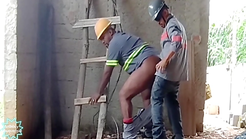 Brunette babe is fucked in the car and in the streets