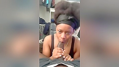 She Sucking Dick
